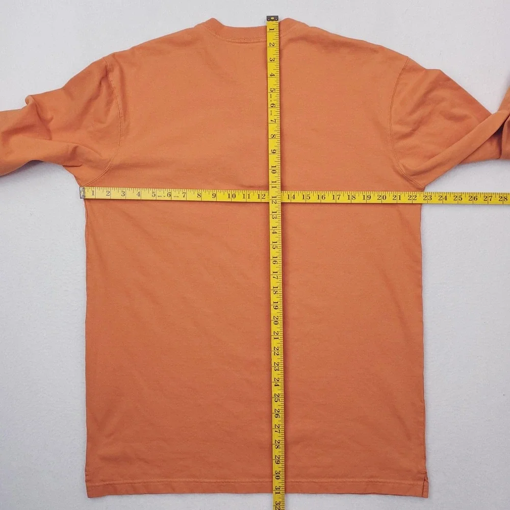Duluth Trading Co Shirt Mens Medium Orange Longtail T Pocket Henley Long Sleeve